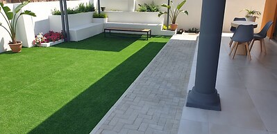 Glitz & Glam Guesthouse