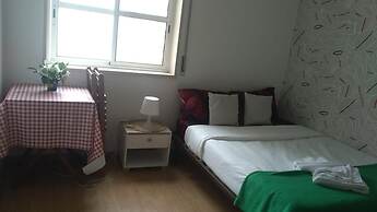 Lisbon Luxury Apartment With 4 Bedrooms