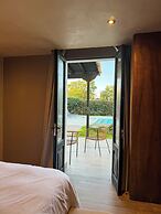 Chateau Montchenot Hotel de Cielo