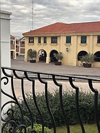 Chateau Montchenot Hotel de Cielo