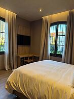 Chateau Montchenot Hotel de Cielo