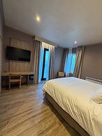 Chateau Montchenot Hotel de Cielo