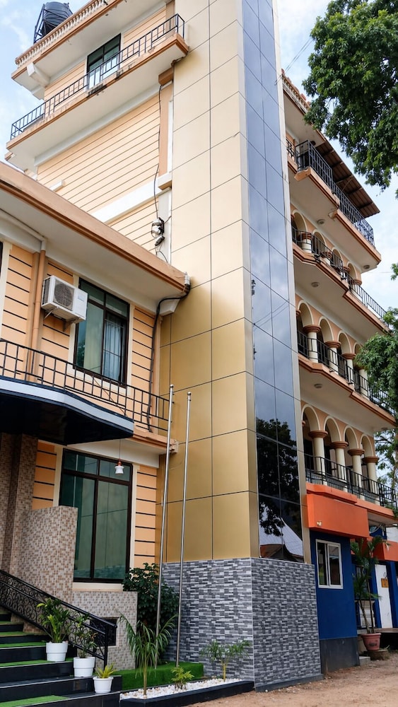 Hedaru Palace Hotel