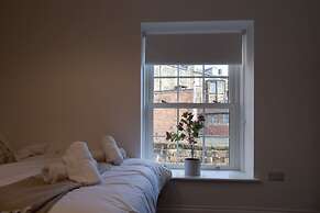 Central Harrogate Beautiful Bright 1-bedroom Apartment