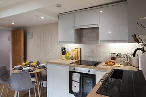 Central Harrogate Beautiful Bright 1-bedroom Apartment