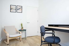 Modern 4-bed Apartment Leeds Business District