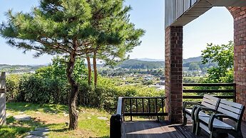 Yangyang Little Forest Pension