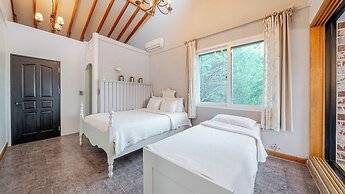 Yangyang Little Forest Pension