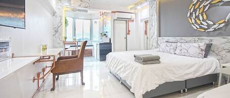Family Hub at Pratunum