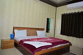 Hotel Awadh Vilas