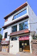 Hotel Awadh Vilas