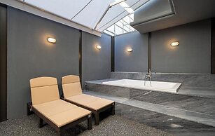 Busan Yongho-dong Athena Hotel