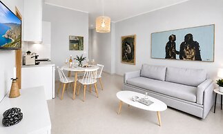 Art Apartments