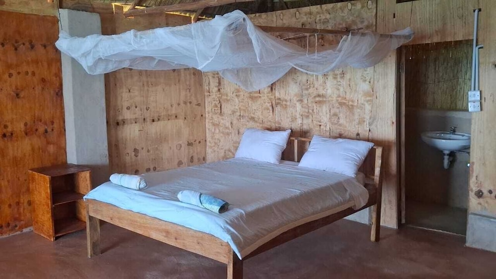 Anake Lodge