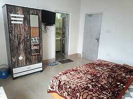 Hotel Satya