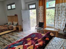 Hotel Satya