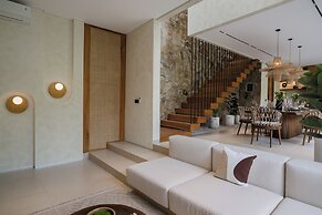 KONO Villas & Resort