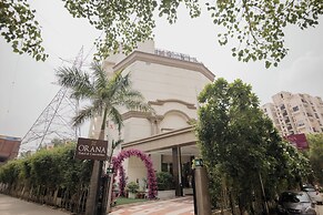 Orana Hotel and Convention