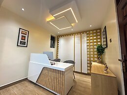 Vee Serviced Apartments & Hotel