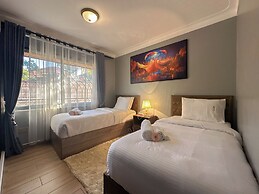 Vee Serviced Apartments & Hotel