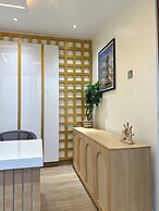 Vee Serviced Apartments & Hotel