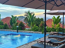 Vee Serviced Apartments & Hotel