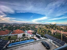 Vee Serviced Apartments & Hotel