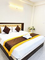 Hotel The Sunlight Restaurant Bhimtal
