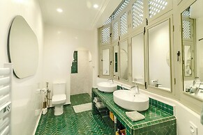 Riad Della