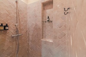 Riad Della