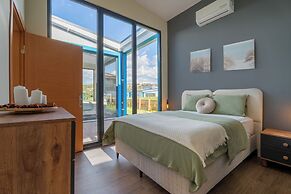 Lotus Villas & Suites