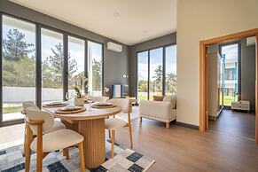 Lotus Villas & Suites