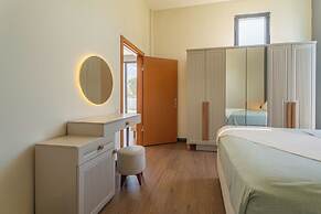 Lotus Villas & Suites