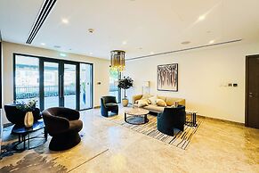 PVH - 2BR Burj Khalifa View - BurjRoyale