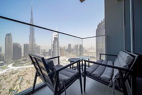 PVH - 2BR Burj Khalifa View - BurjRoyale