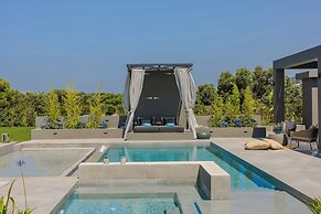 Helios Luxury Villas