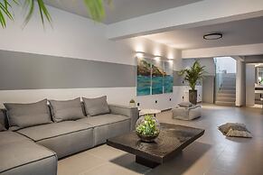 Helios Luxury Villas