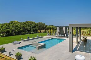 Helios Luxury Villas