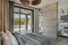 Helios Luxury Villas