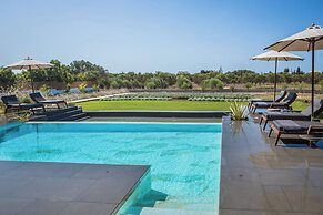 Helios Luxury Villas
