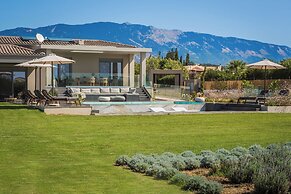 Helios Luxury Villas