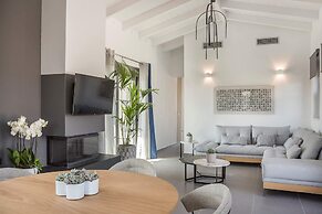 Helios Luxury Villas