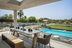 Helios Luxury Villas