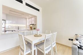 PVH - Cosy 2BR - Binghatti Crescent