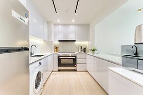 PVH - Cosy 2BR - Binghatti Crescent