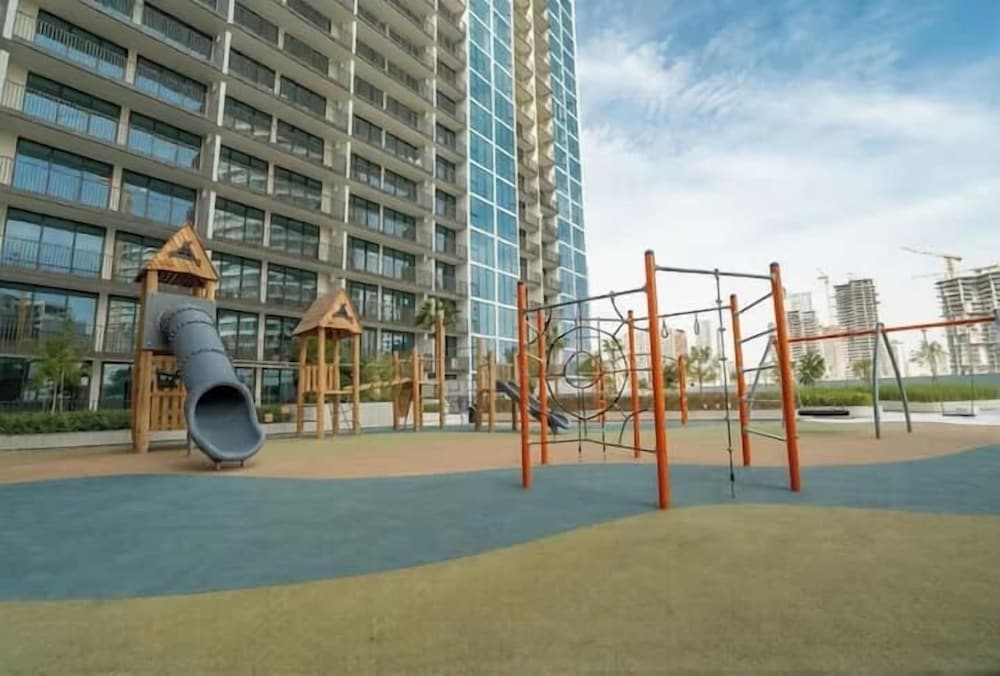 Vogue | Luma Park Views JVC Near Circle Mall