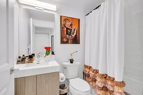 Econo Suites DT