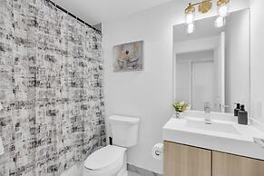 Econo Suites DT