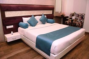 Hotel Gurveer Royal
