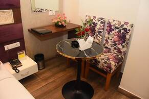 Hotel Gurveer Royal